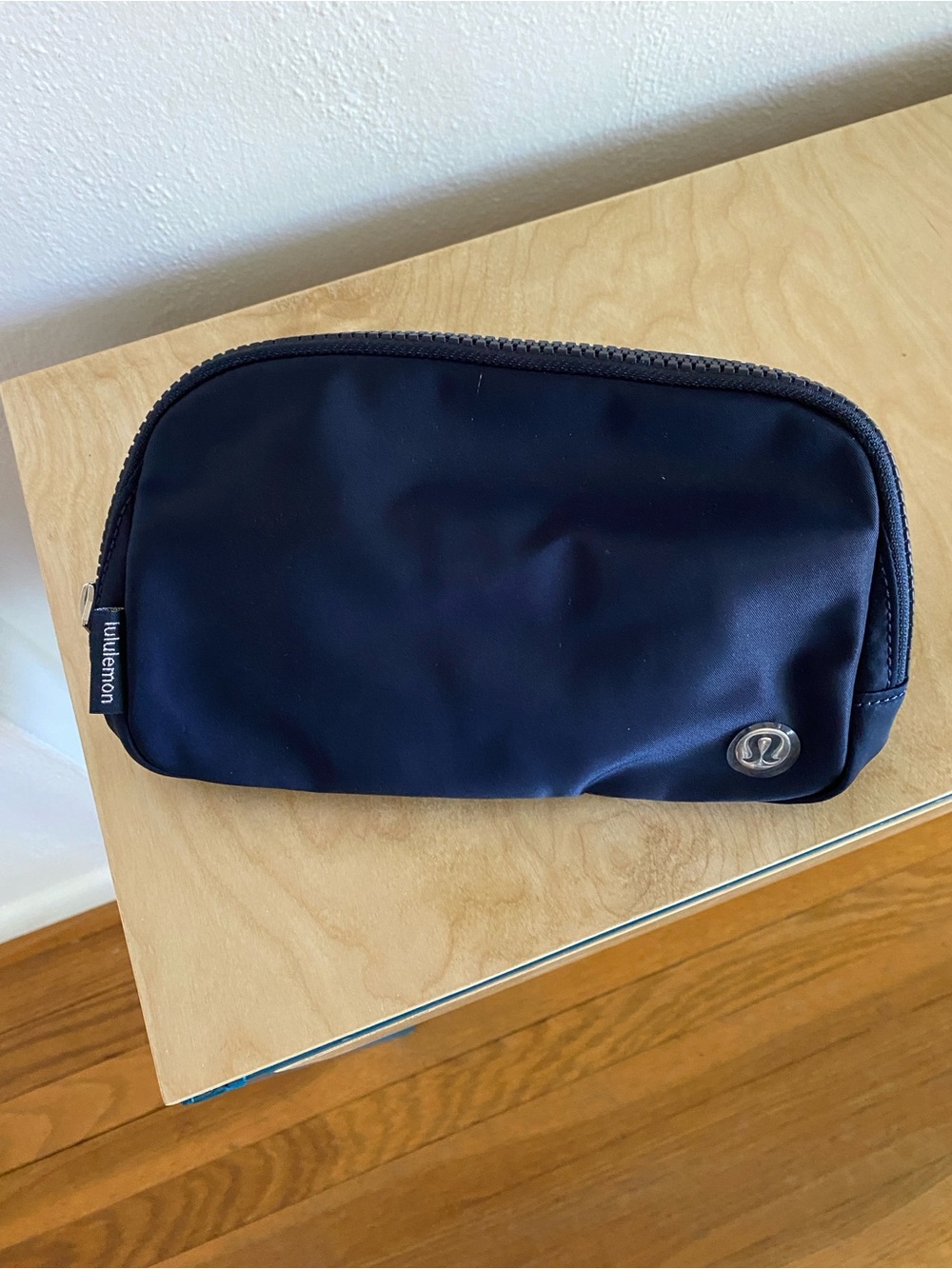NWT lululemon athletica Everywhere Belt Bag Blue